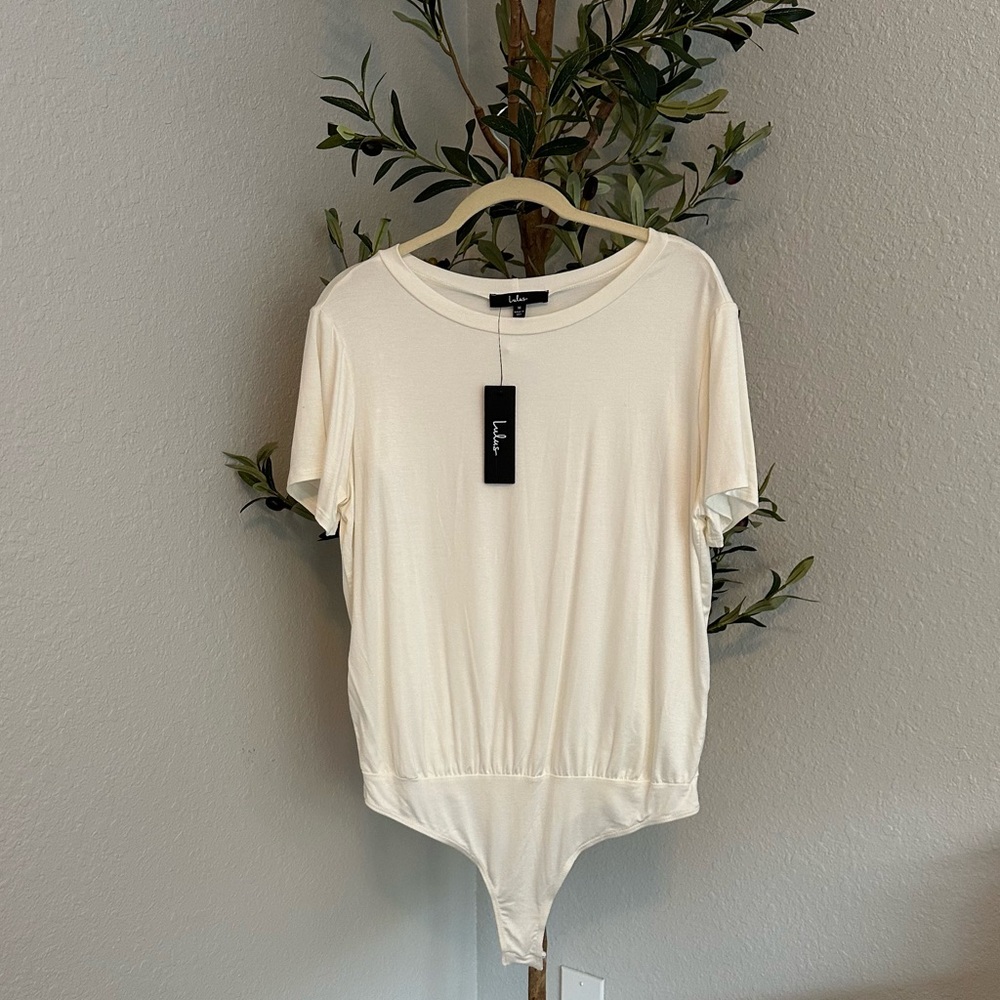 🌟 $10 or Less + BOGO on Sale Items! 🌟 NWT Lulus Women’s Bodysuit